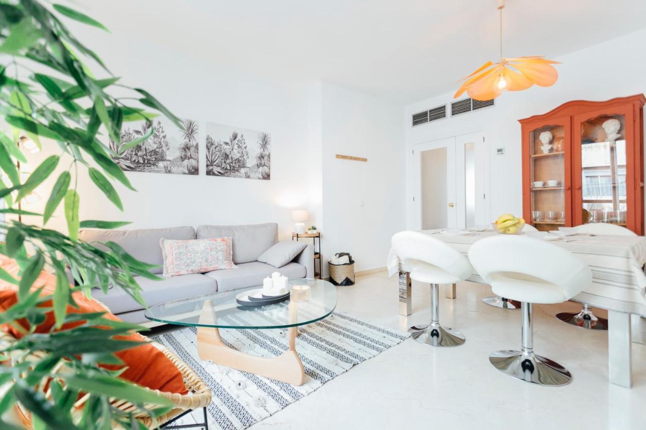 Reformed And Bright- 2Bdr 1Bth- Nervion Apartamento Sevilha Exterior foto